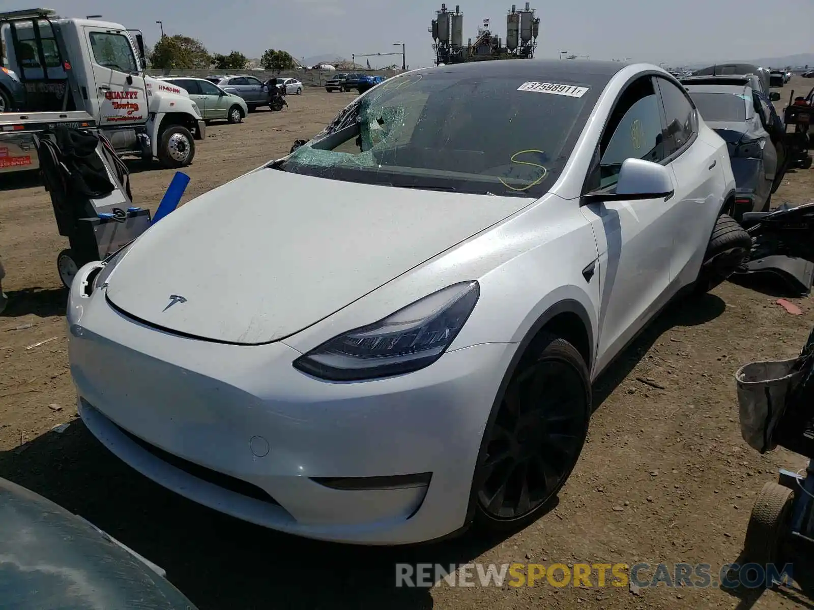 2 Photograph of a damaged car 5YJYGDEE9LF036902 TESLA MODEL Y 2020