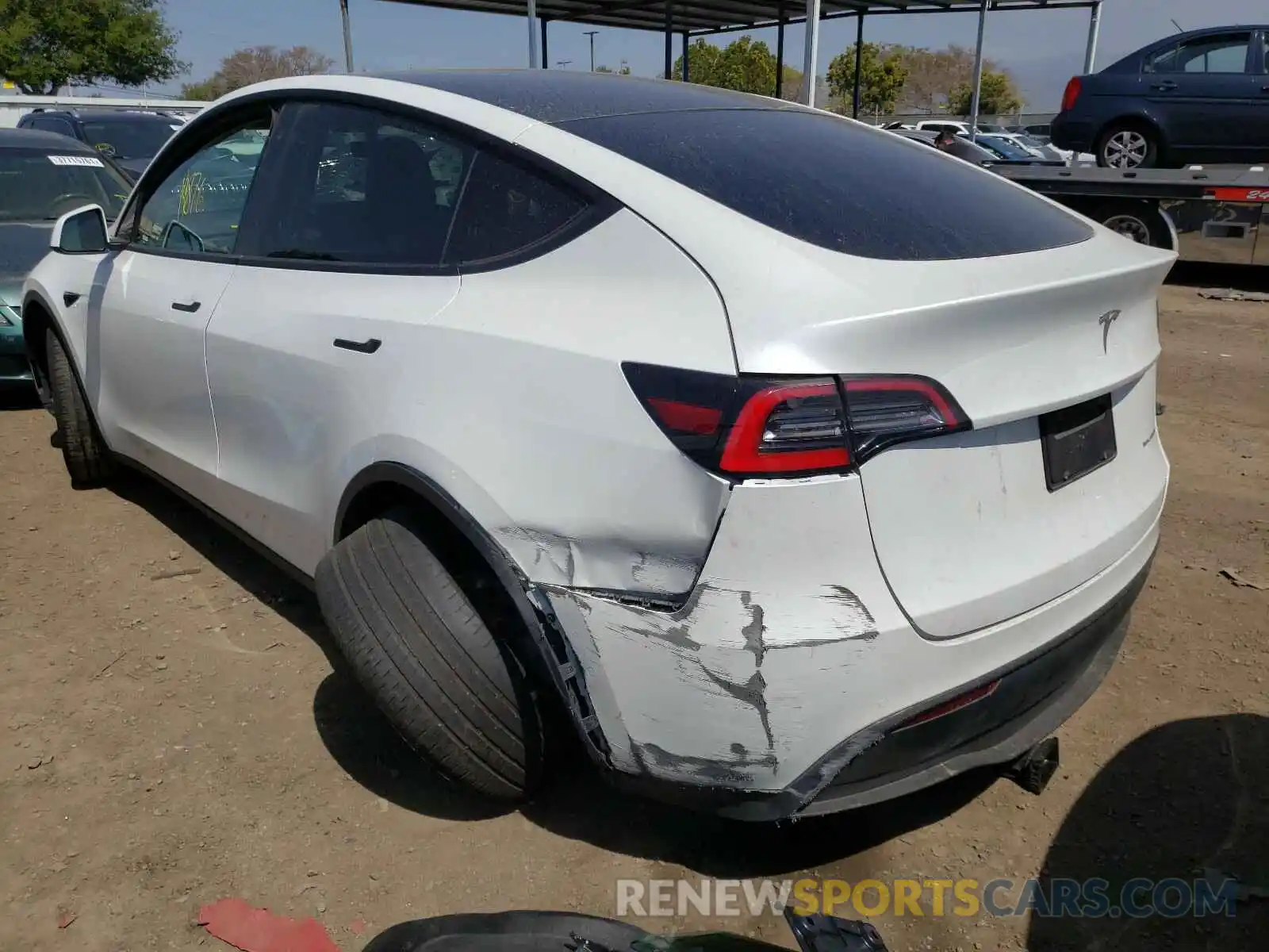 3 Photograph of a damaged car 5YJYGDEE9LF036902 TESLA MODEL Y 2020