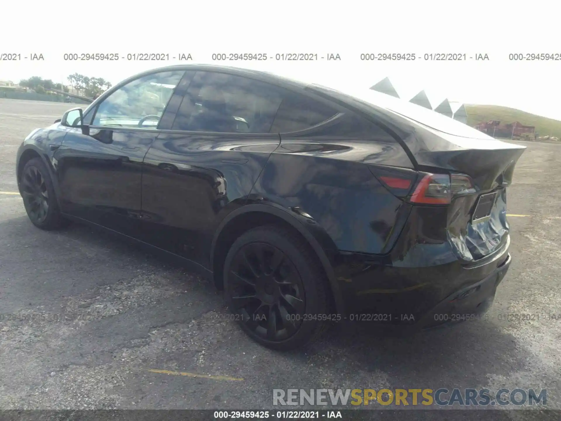 3 Photograph of a damaged car 5YJYGDEE9LF040562 TESLA MODEL Y 2020