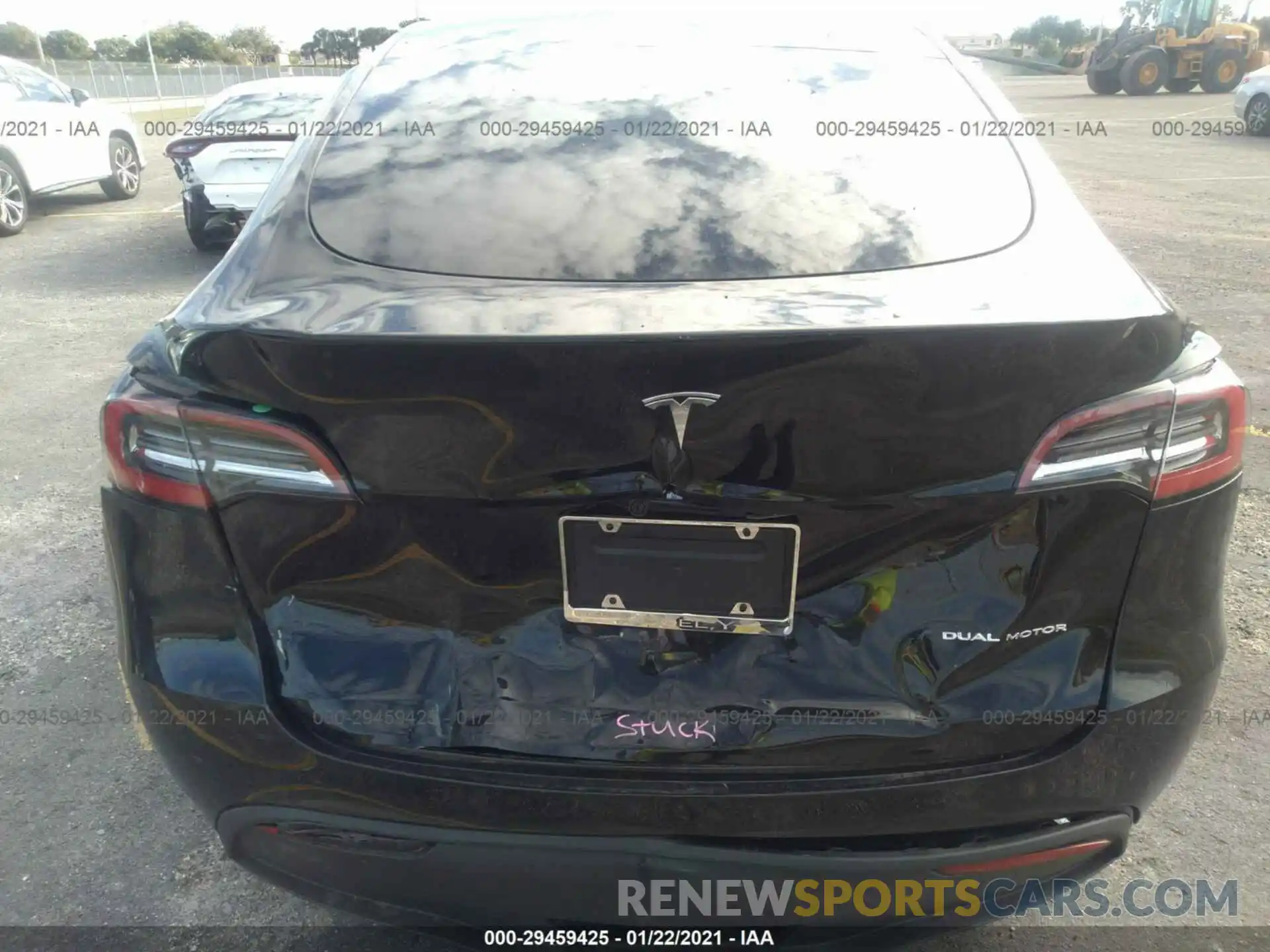 6 Photograph of a damaged car 5YJYGDEE9LF040562 TESLA MODEL Y 2020