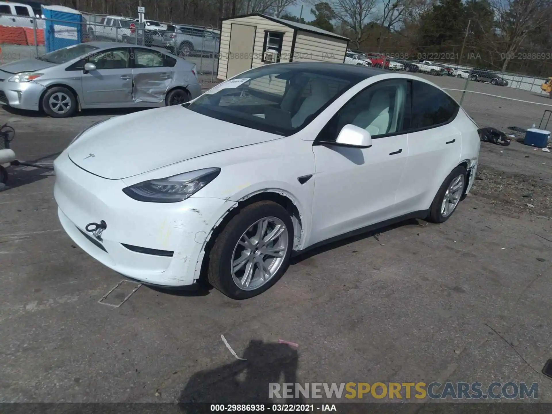 2 Photograph of a damaged car 5YJYGDEE9LF043011 TESLA MODEL Y 2020