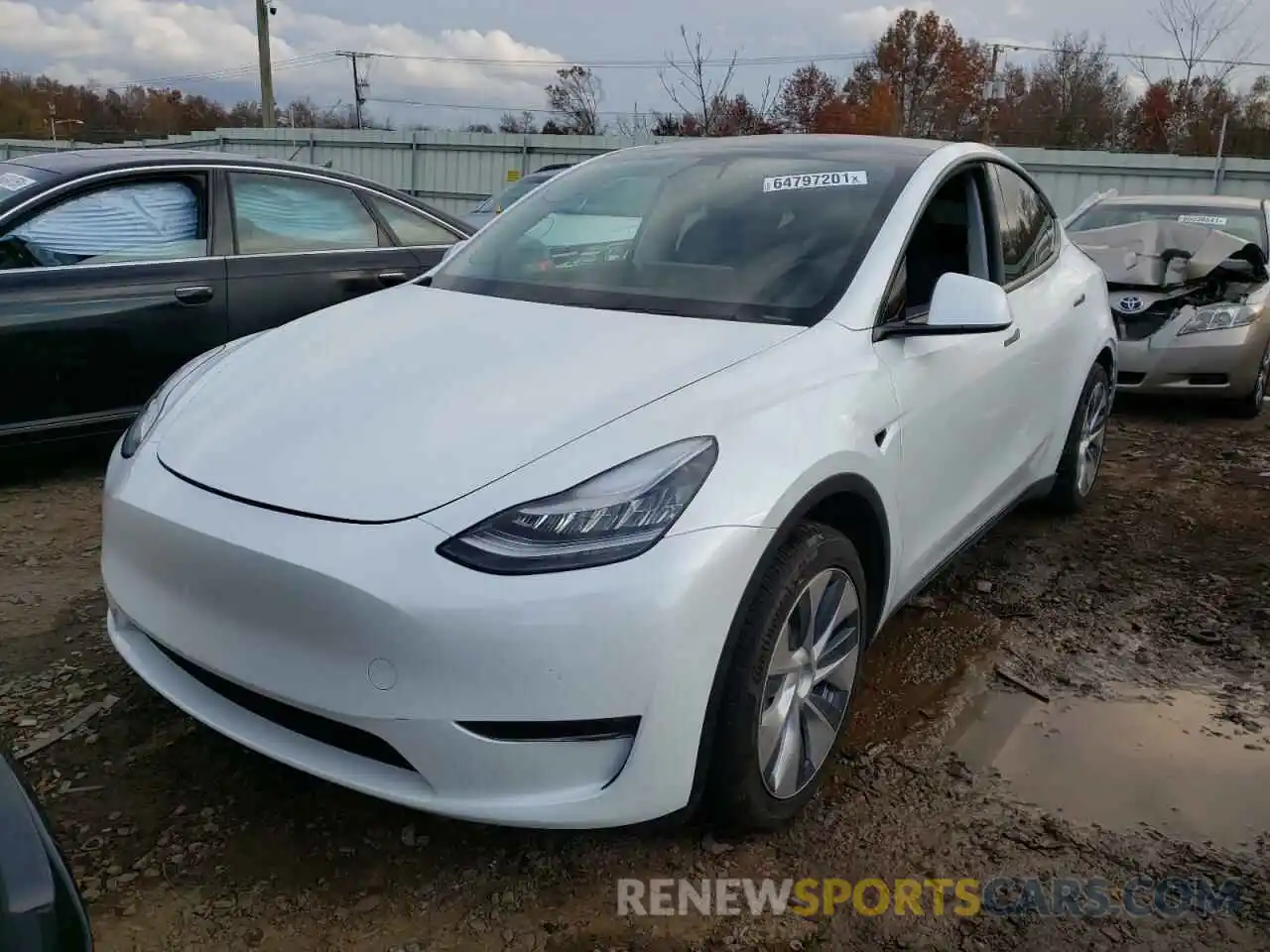 2 Photograph of a damaged car 5YJYGDEE9LF043820 TESLA MODEL Y 2020