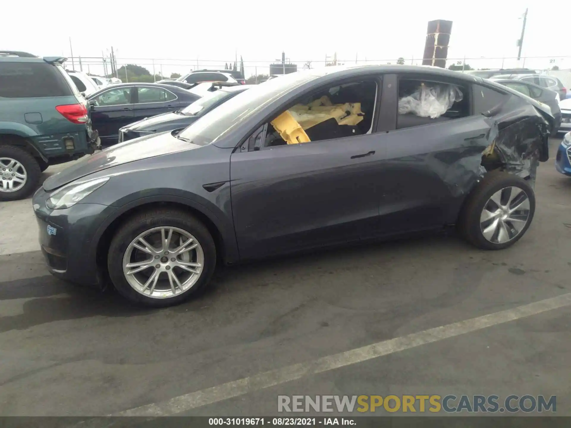 2 Photograph of a damaged car 5YJYGDEE9LF050475 TESLA MODEL Y 2020