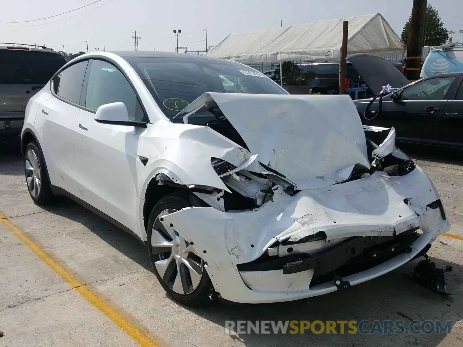 1 Photograph of a damaged car 5YJYGDEE9LF055529 TESLA MODEL Y 2020