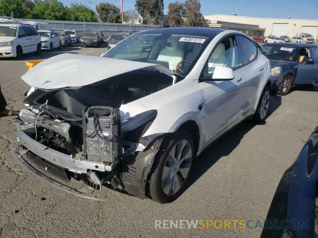 2 Photograph of a damaged car 5YJYGDEE9LF058964 TESLA MODEL Y 2020