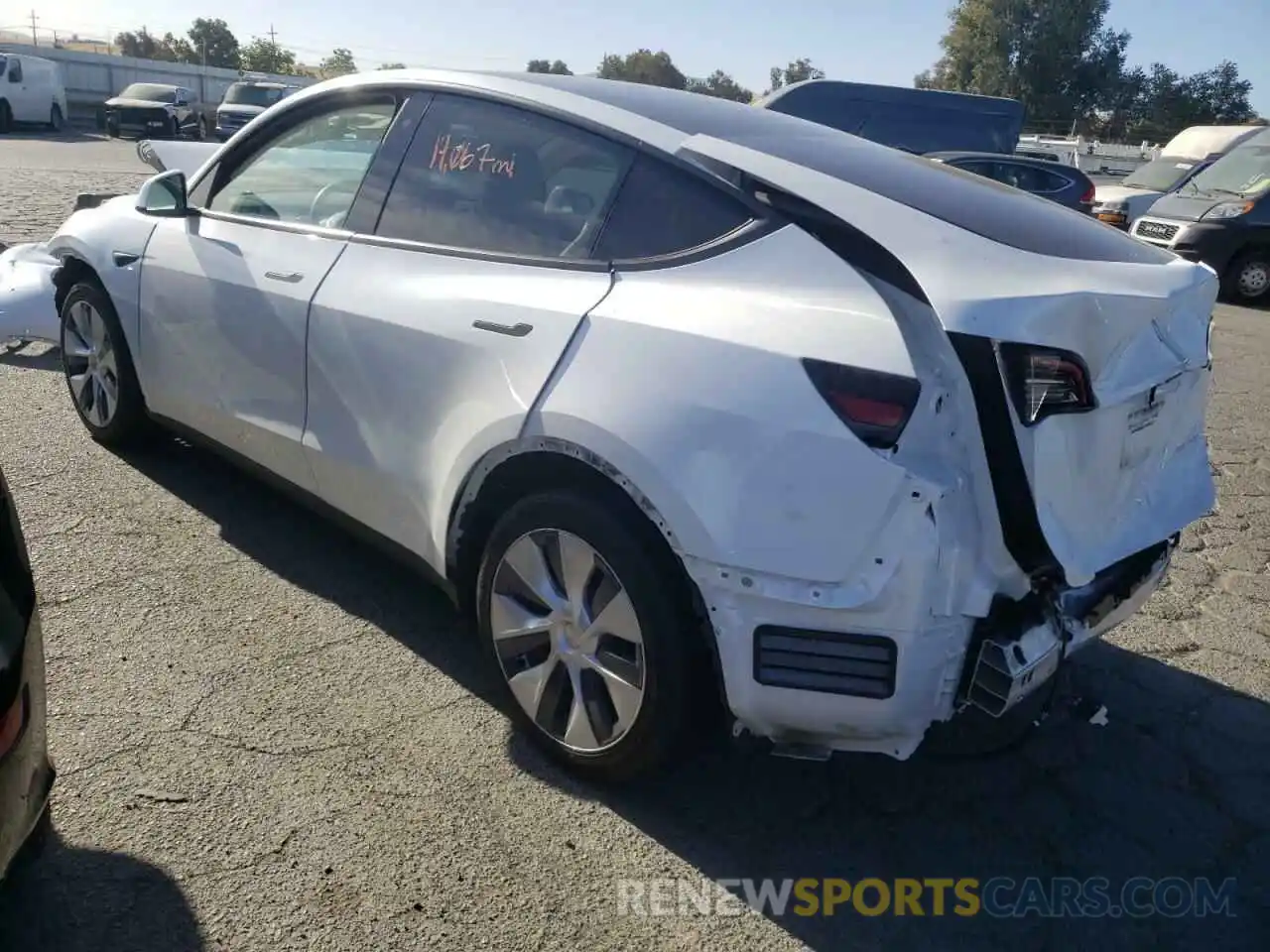 3 Photograph of a damaged car 5YJYGDEE9LF058964 TESLA MODEL Y 2020