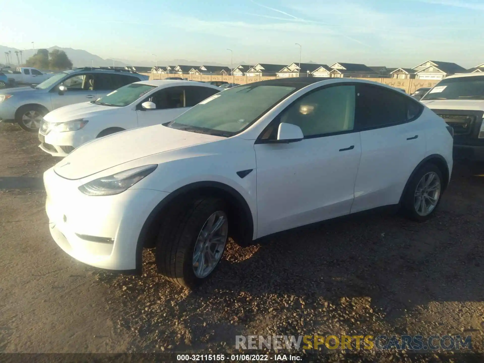 2 Фотография поврежденного автомобиля 5YJYGDEEXLF010020 TESLA MODEL Y 2020