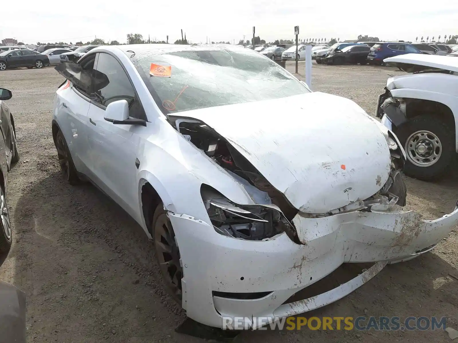 1 Photograph of a damaged car 5YJYGDEEXLF010910 TESLA MODEL Y 2020