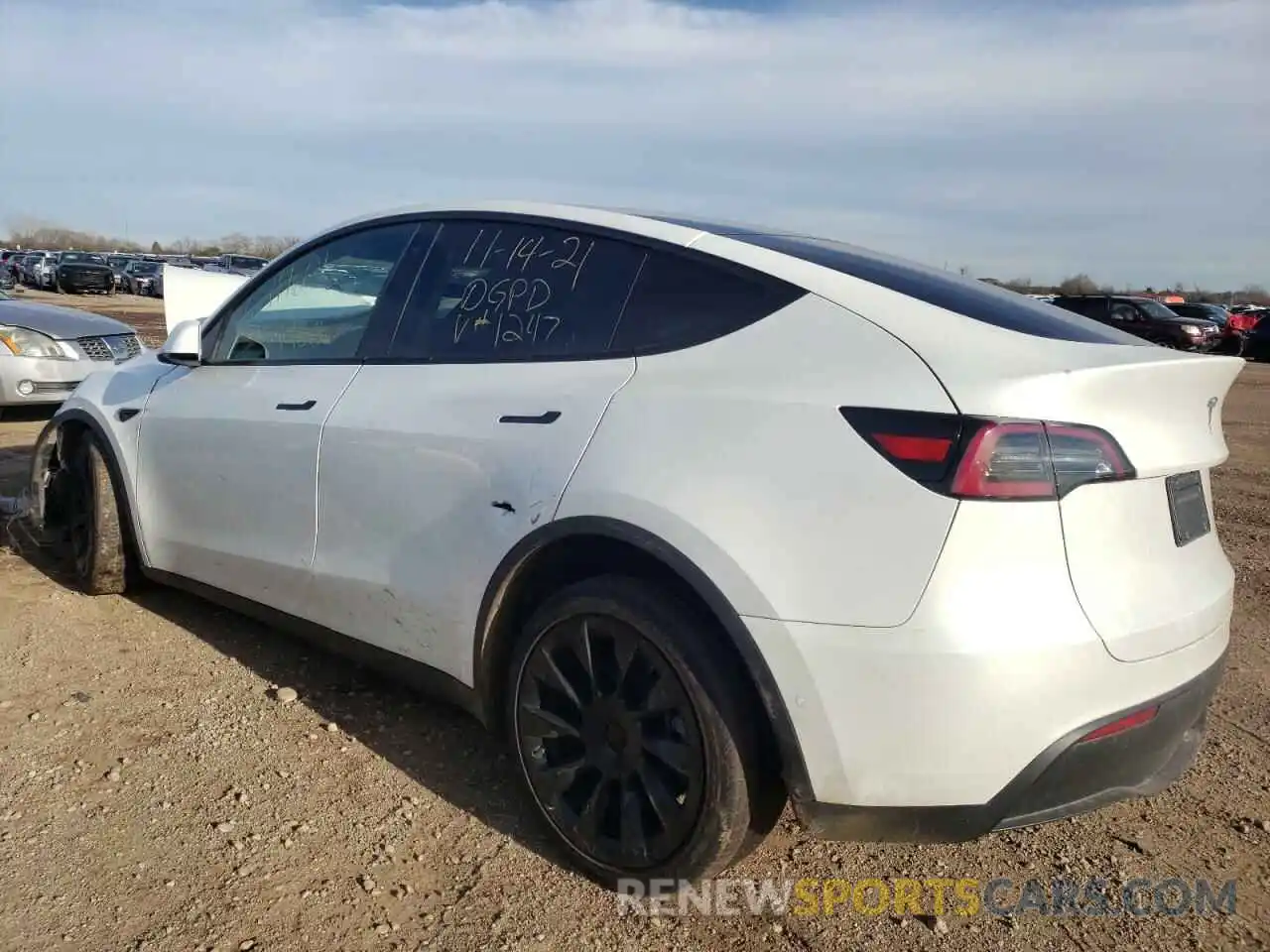 3 Фотография поврежденного автомобиля 5YJYGDEEXLF011247 TESLA MODEL Y 2020