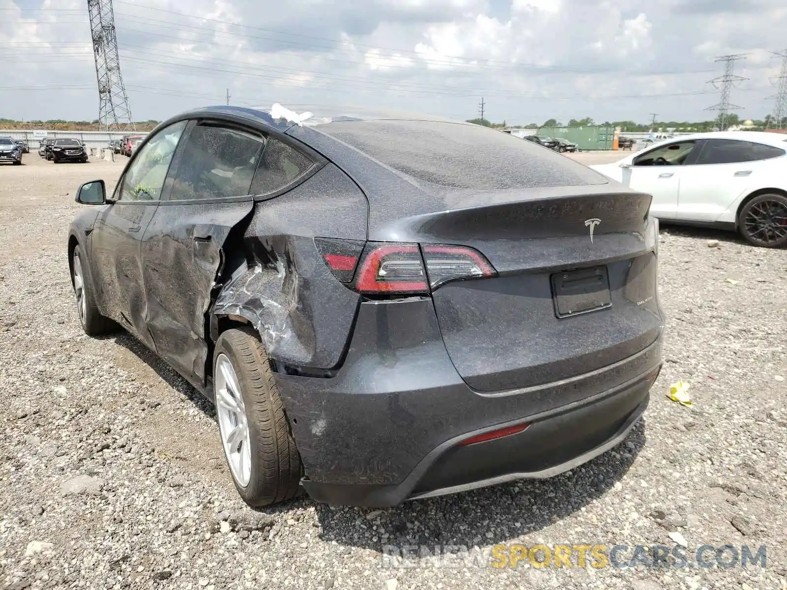 3 Photograph of a damaged car 5YJYGDEEXLF011491 TESLA MODEL Y 2020