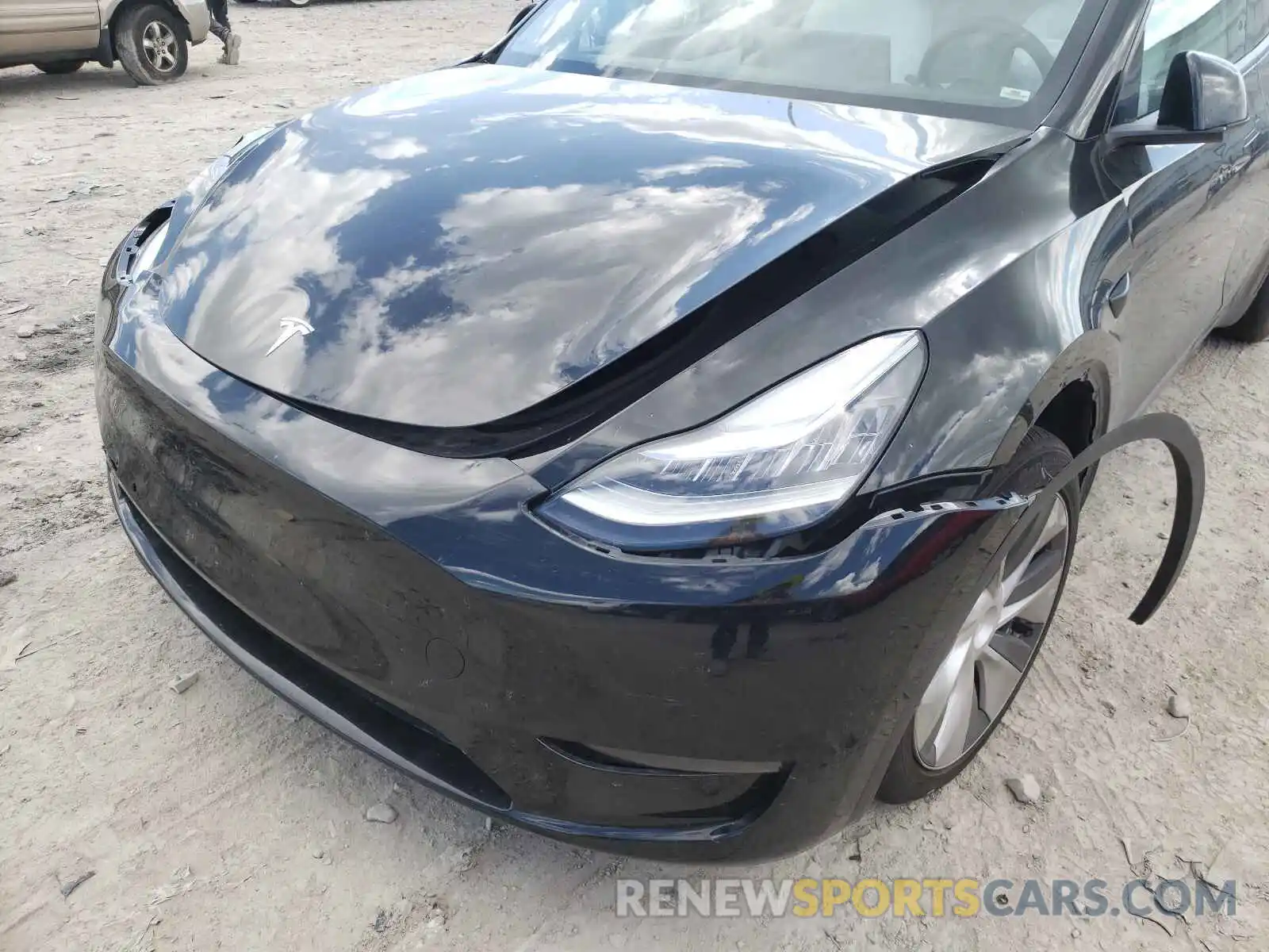 9 Photograph of a damaged car 5YJYGDEEXLF017923 TESLA MODEL Y 2020