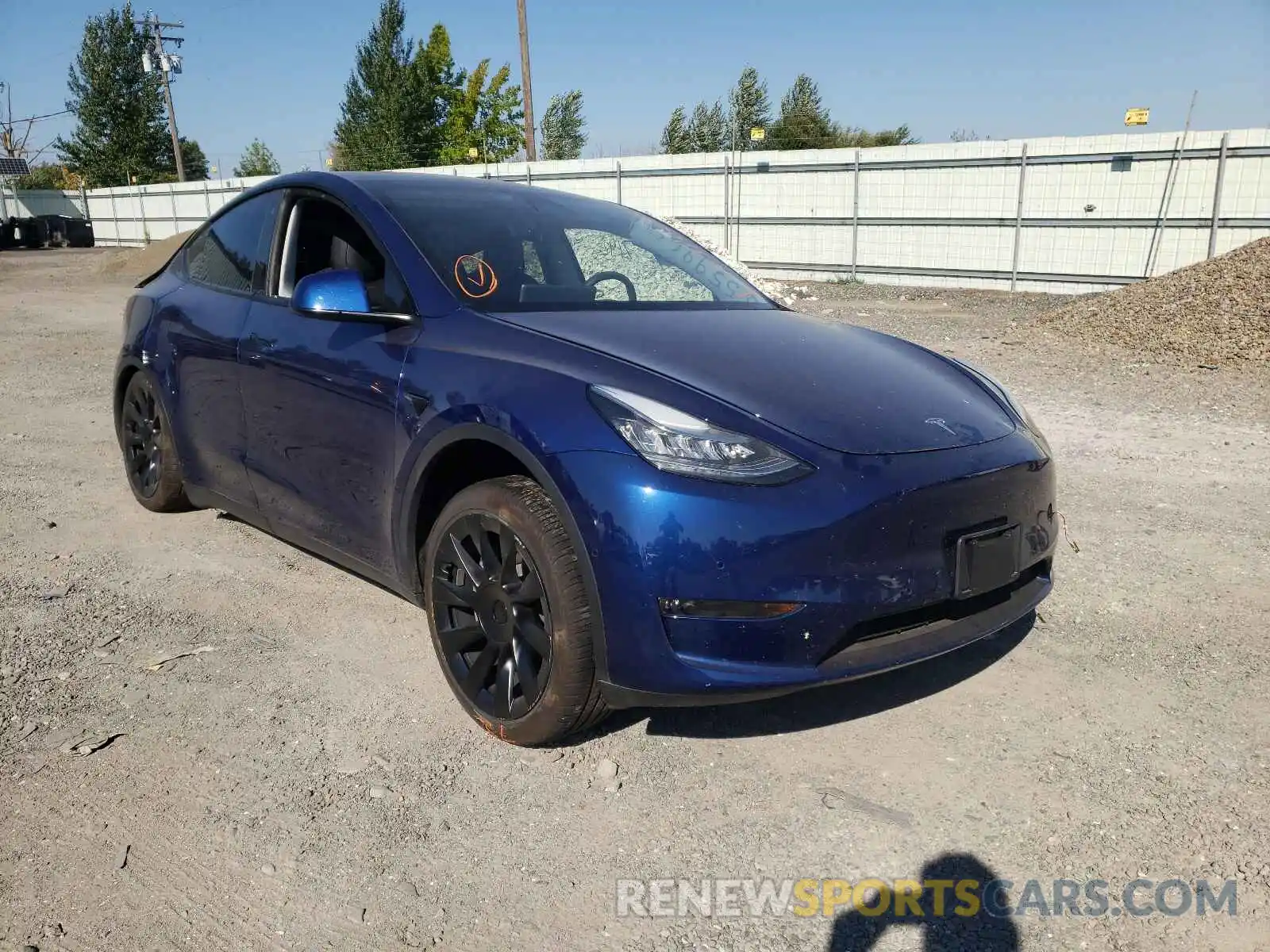 1 Photograph of a damaged car 5YJYGDEEXLF018327 TESLA MODEL Y 2020