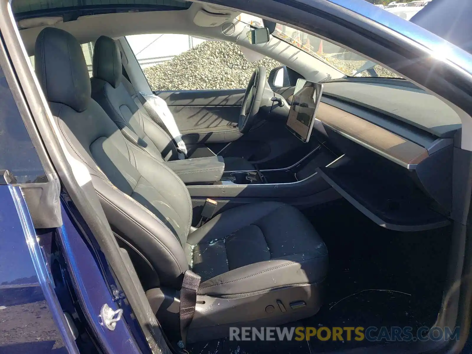 5 Photograph of a damaged car 5YJYGDEEXLF018327 TESLA MODEL Y 2020