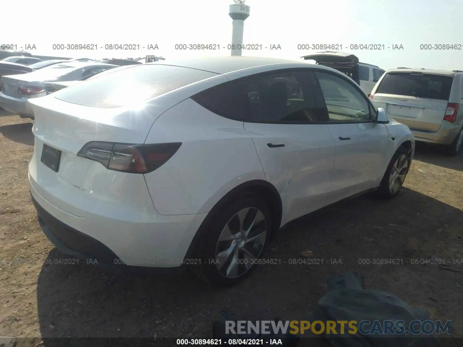 4 Photograph of a damaged car 5YJYGDEEXLF026864 TESLA MODEL Y 2020