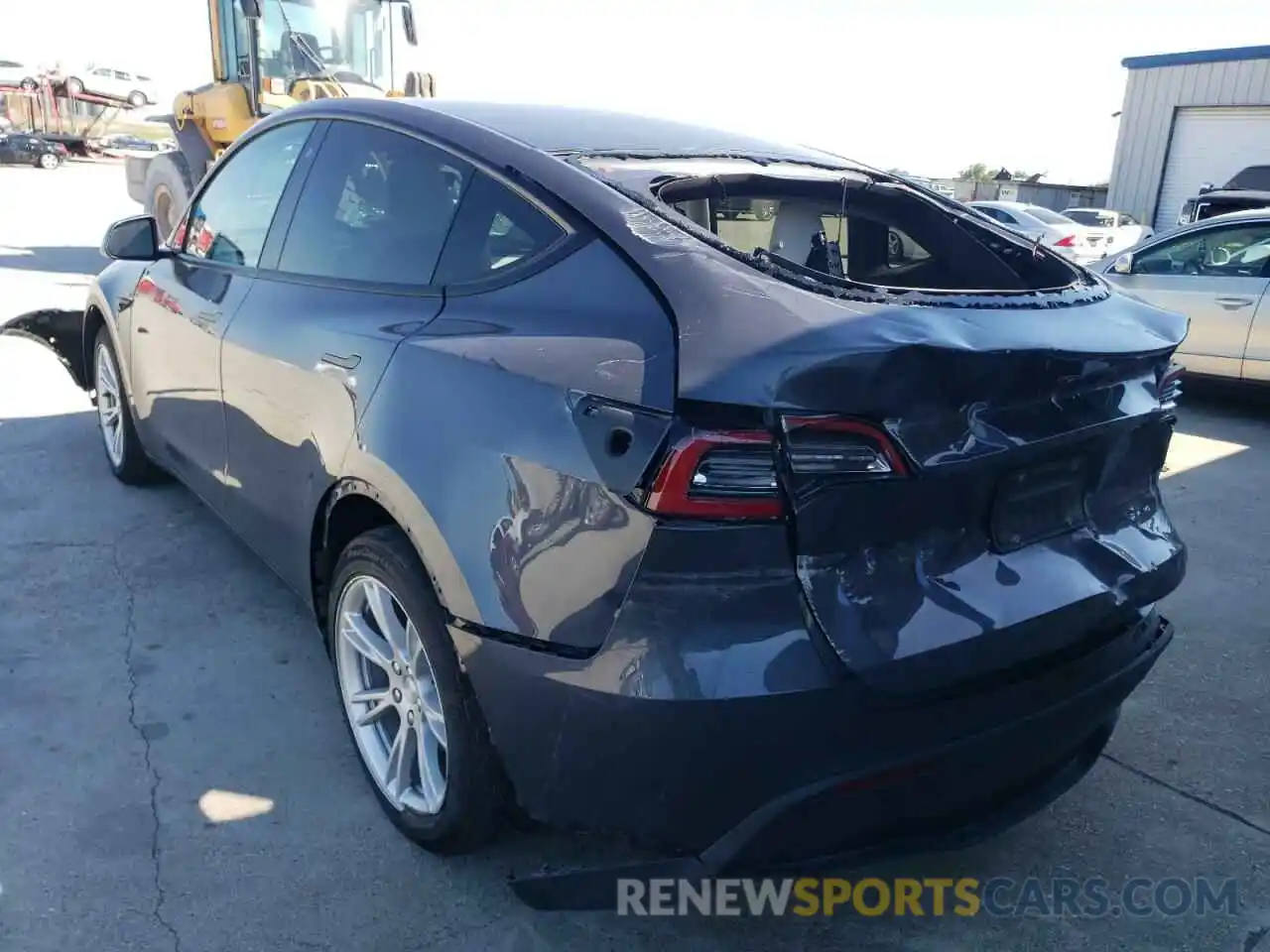 3 Photograph of a damaged car 5YJYGDEEXLF027383 TESLA MODEL Y 2020