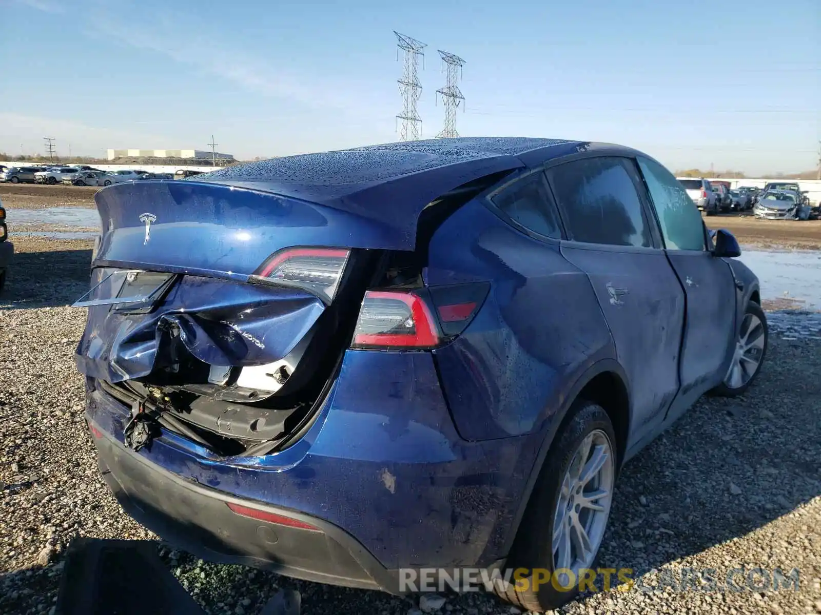 4 Photograph of a damaged car 5YJYGDEEXLF027612 TESLA MODEL Y 2020