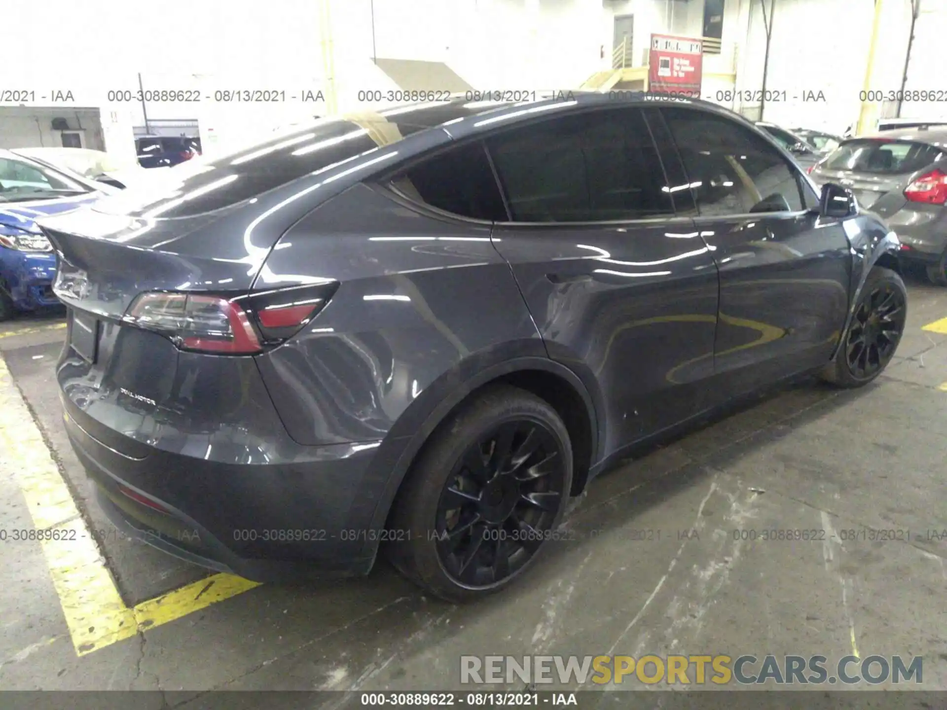 4 Photograph of a damaged car 5YJYGDEEXLF029330 TESLA MODEL Y 2020