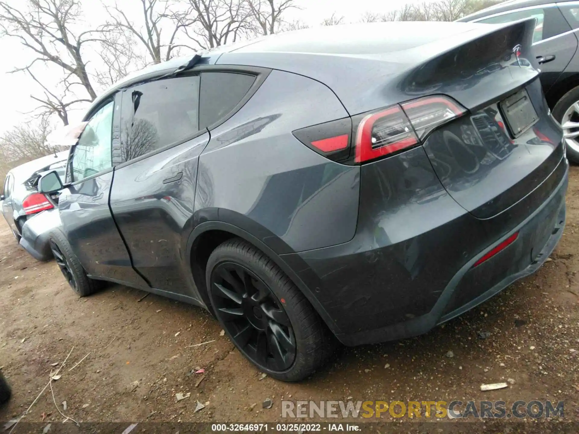 3 Фотография поврежденного автомобиля 5YJYGDEEXLF029411 TESLA MODEL Y 2020