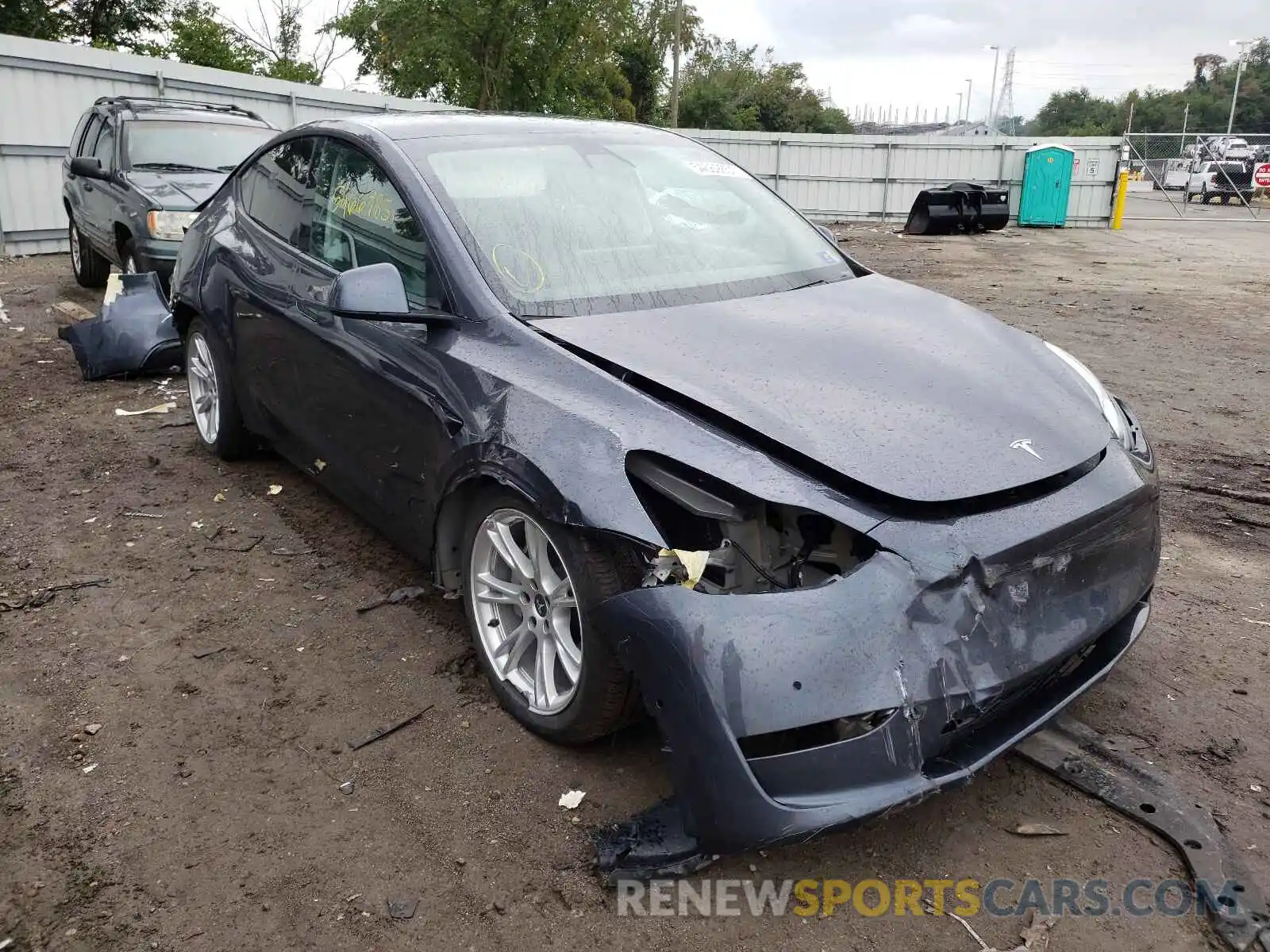 1 Photograph of a damaged car 5YJYGDEEXLF030090 TESLA MODEL Y 2020