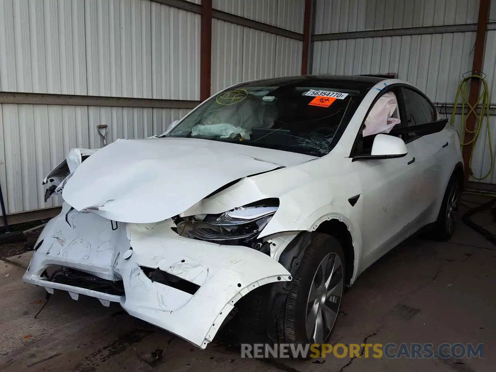 2 Photograph of a damaged car 5YJYGDEEXLF031997 TESLA MODEL Y 2020