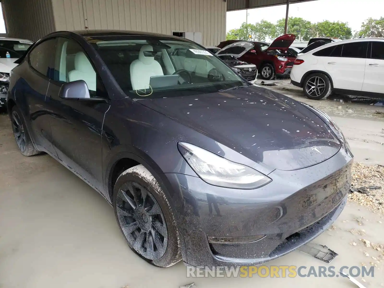 1 Photograph of a damaged car 5YJYGDEEXLF034804 TESLA MODEL Y 2020