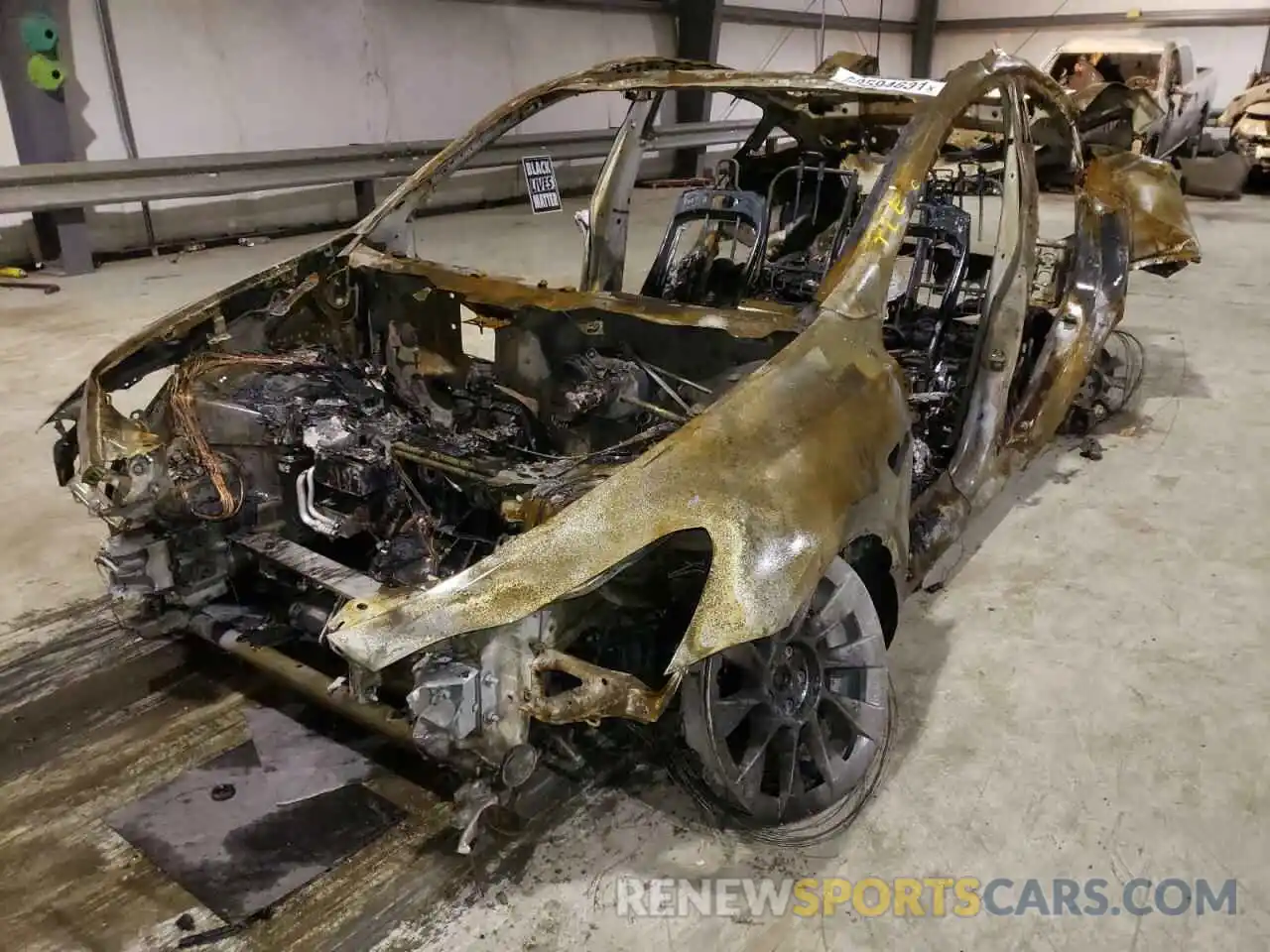 2 Photograph of a damaged car 5YJYGDEEXLF041235 TESLA MODEL Y 2020