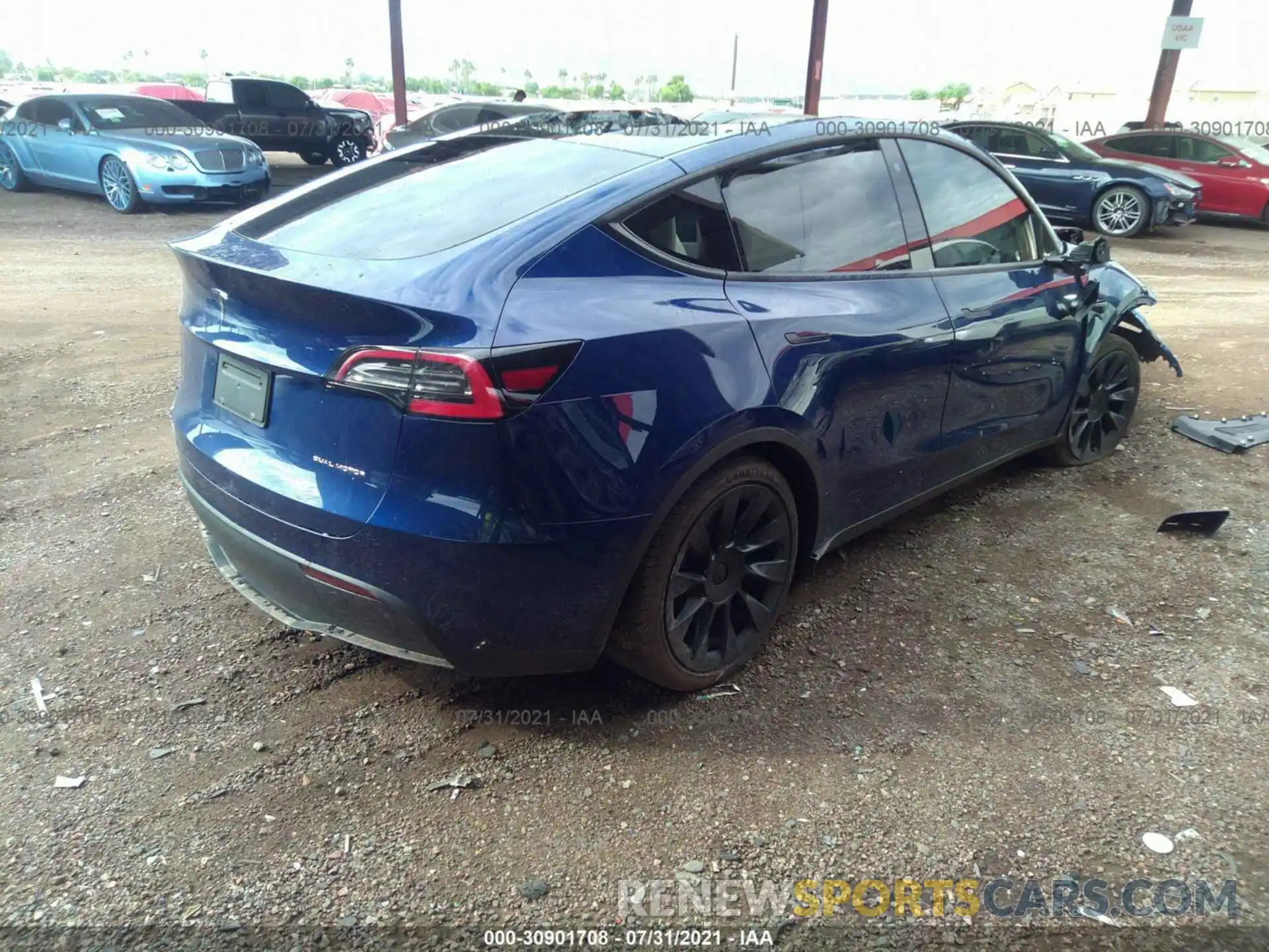 4 Photograph of a damaged car 5YJYGDEEXLF046077 TESLA MODEL Y 2020