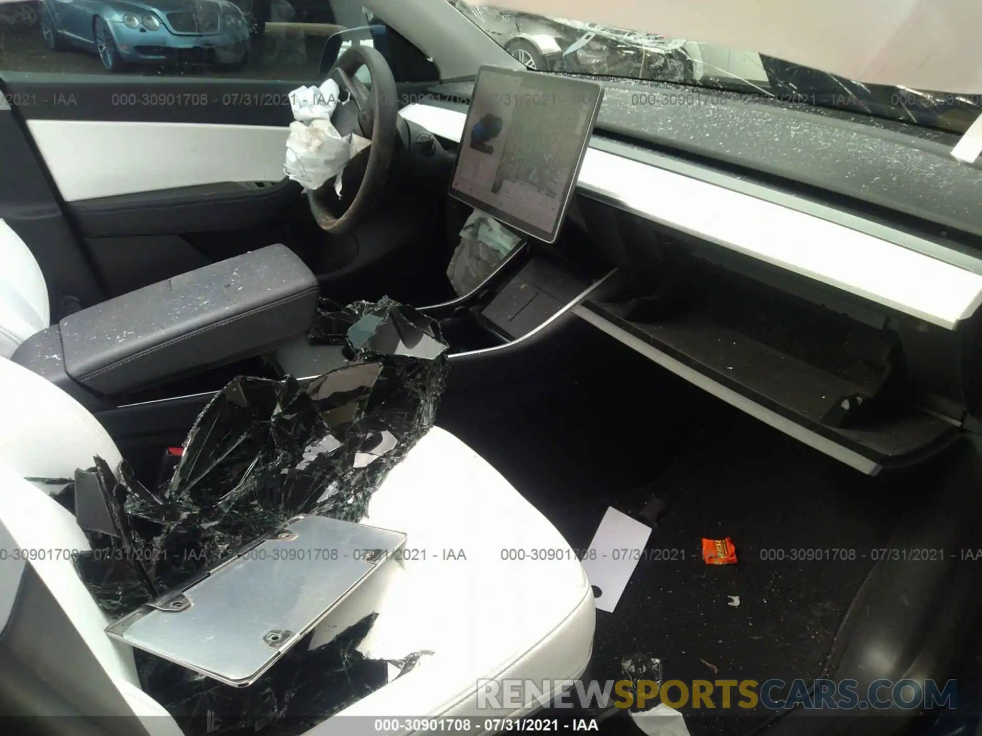 5 Photograph of a damaged car 5YJYGDEEXLF046077 TESLA MODEL Y 2020