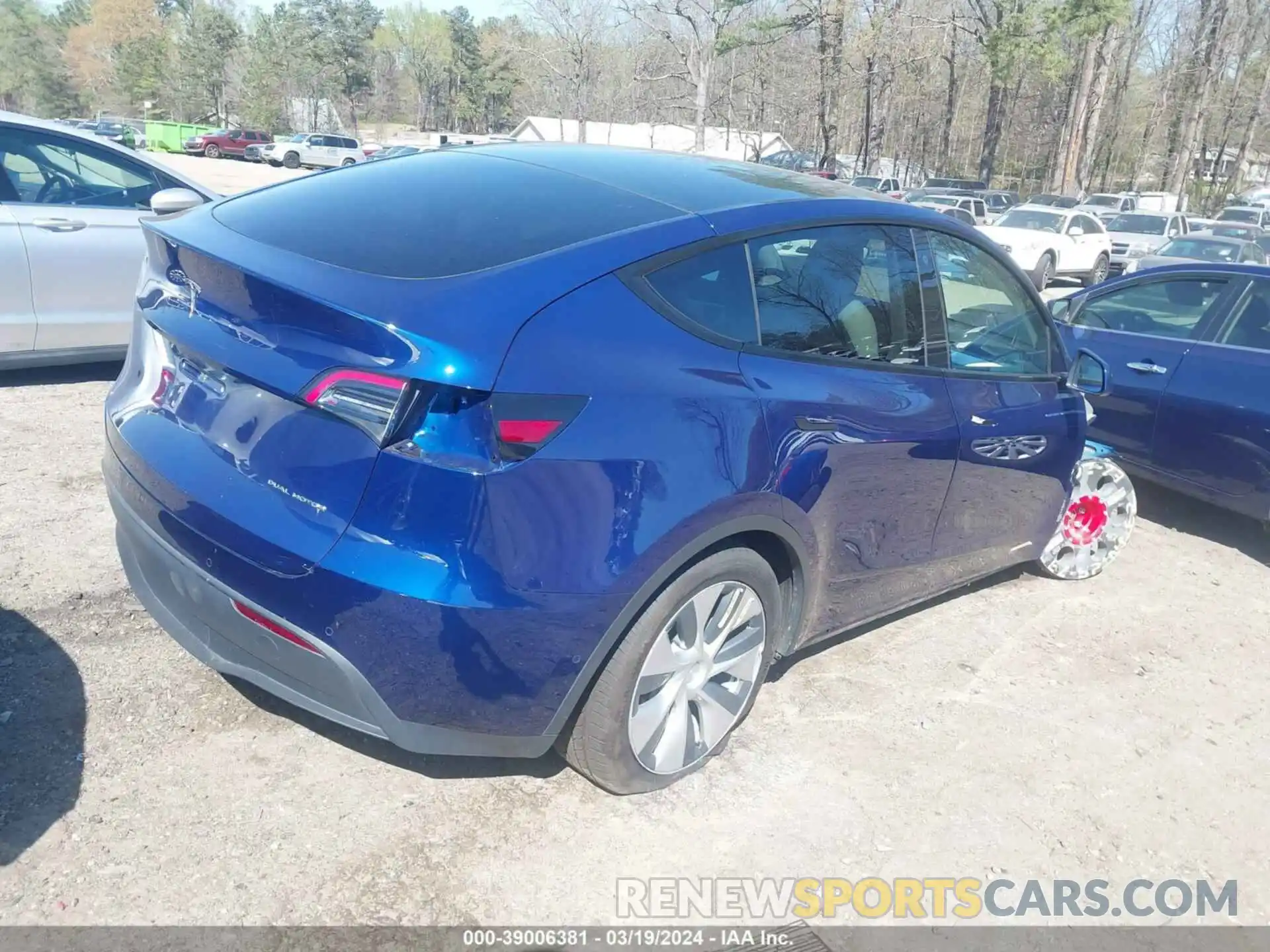 4 Photograph of a damaged car 5YJYGDEEXLF049349 TESLA MODEL Y 2020