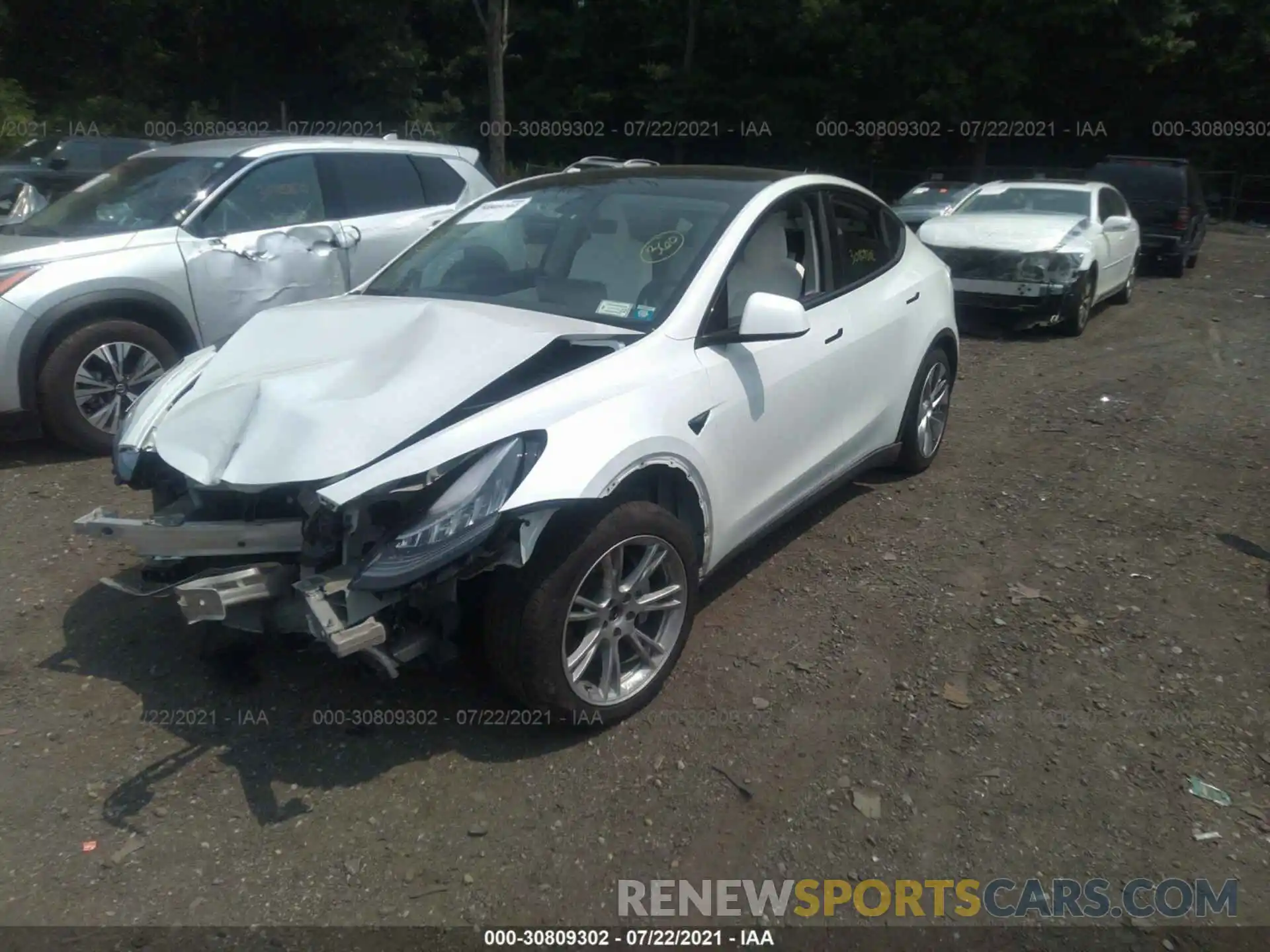 2 Photograph of a damaged car 5YJYGDEEXLF049965 TESLA MODEL Y 2020