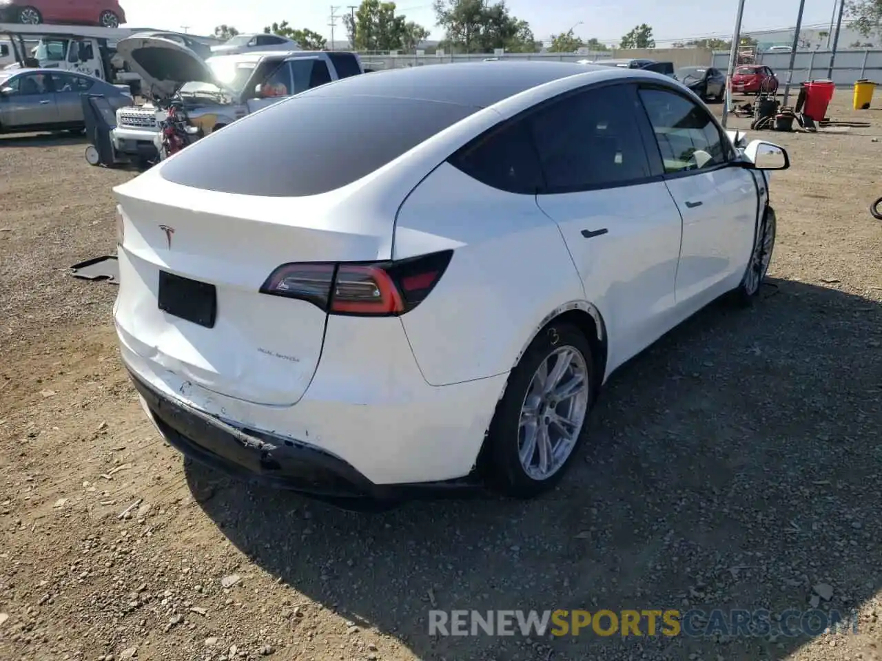 4 Photograph of a damaged car 5YJYGDEEXLF056625 TESLA MODEL Y 2020