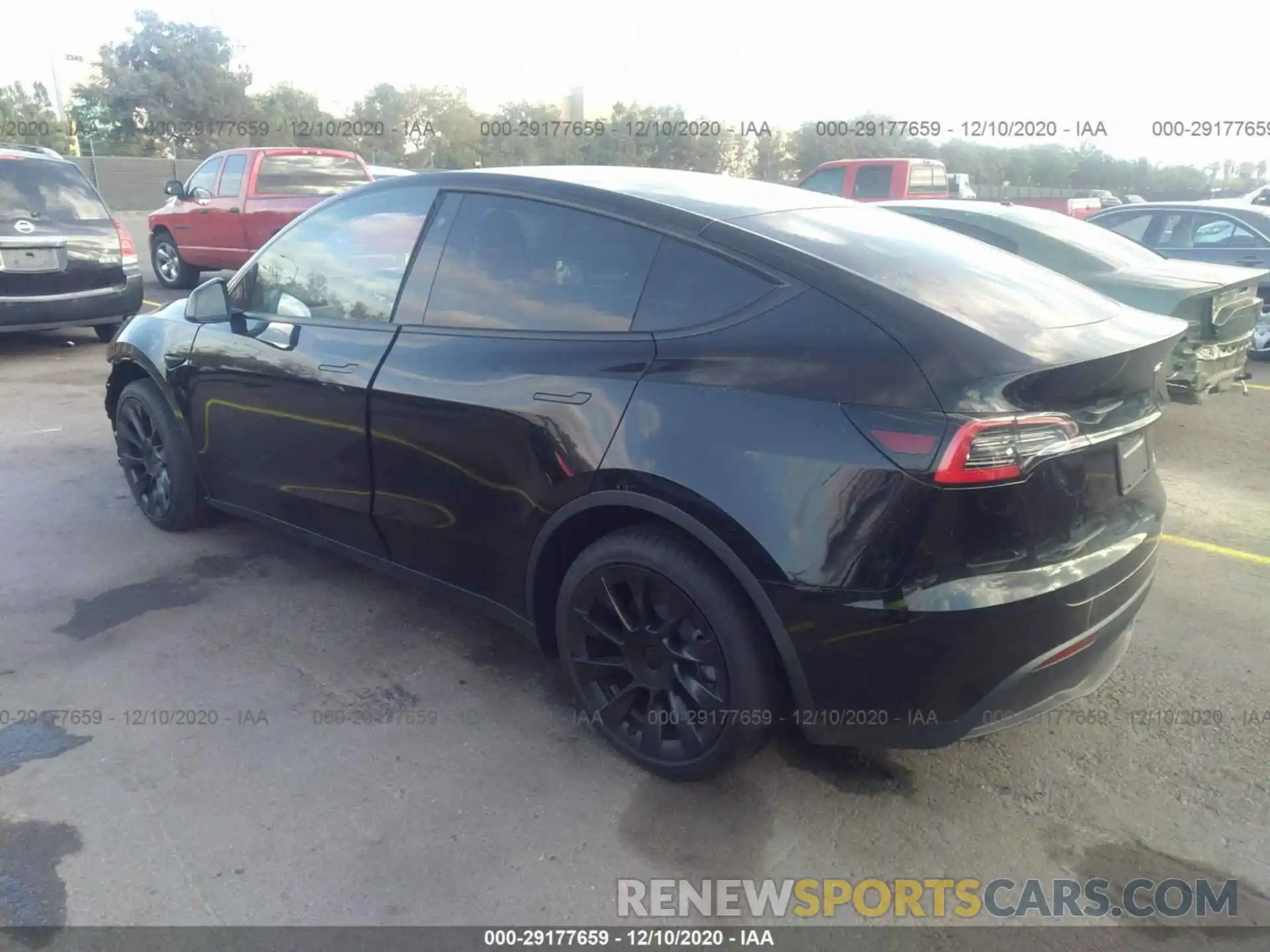 3 Photograph of a damaged car 5YJYGDEEXLF058391 TESLA MODEL Y 2020