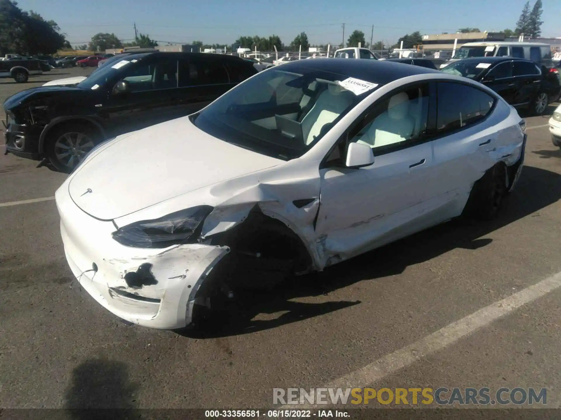 2 Photograph of a damaged car 5YJYGDEEXLF058469 TESLA MODEL Y 2020