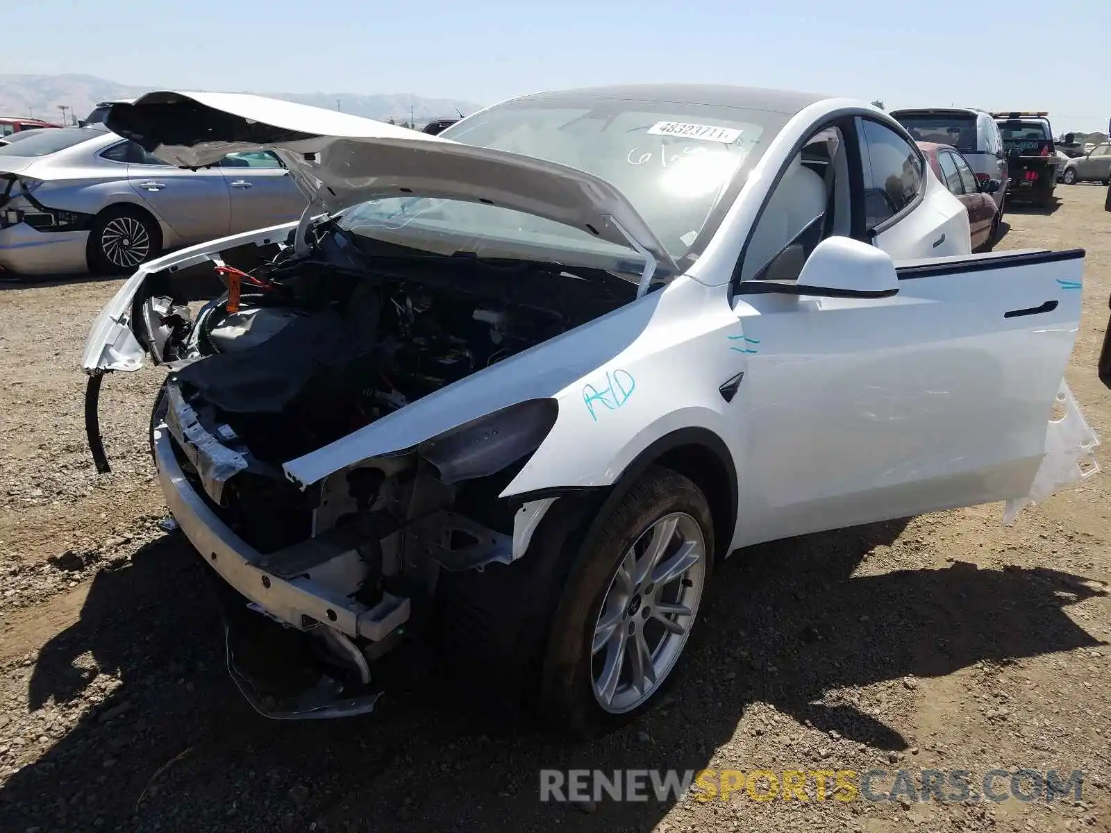 2 Photograph of a damaged car 5YJYGDEEXLF058942 TESLA MODEL Y 2020