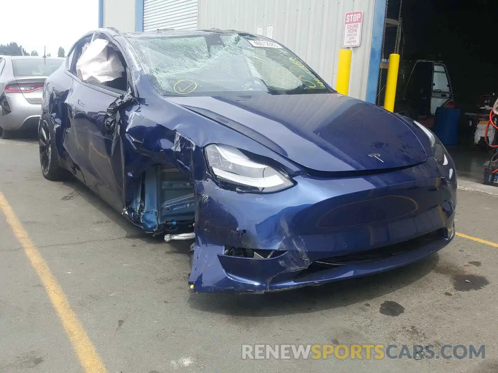 1 Photograph of a damaged car 5YJYGDEF0LF000816 TESLA MODEL Y 2020