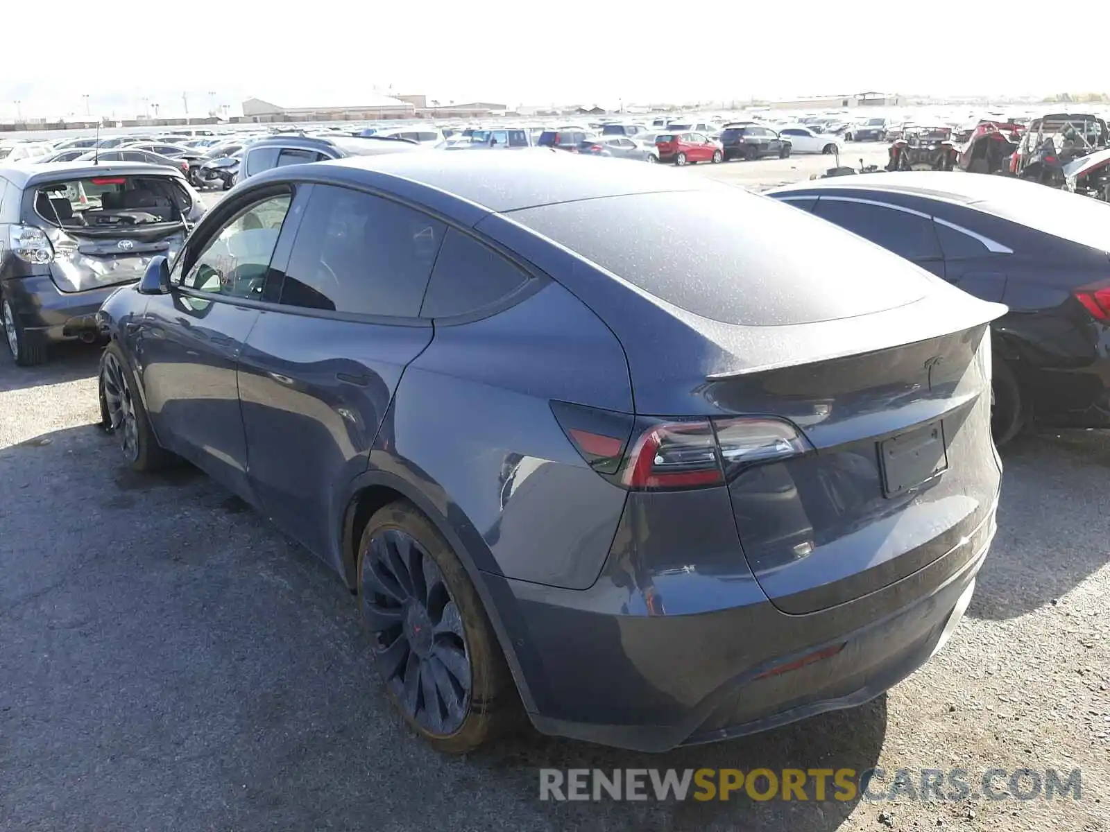 3 Photograph of a damaged car 5YJYGDEF0LF000847 TESLA MODEL Y 2020