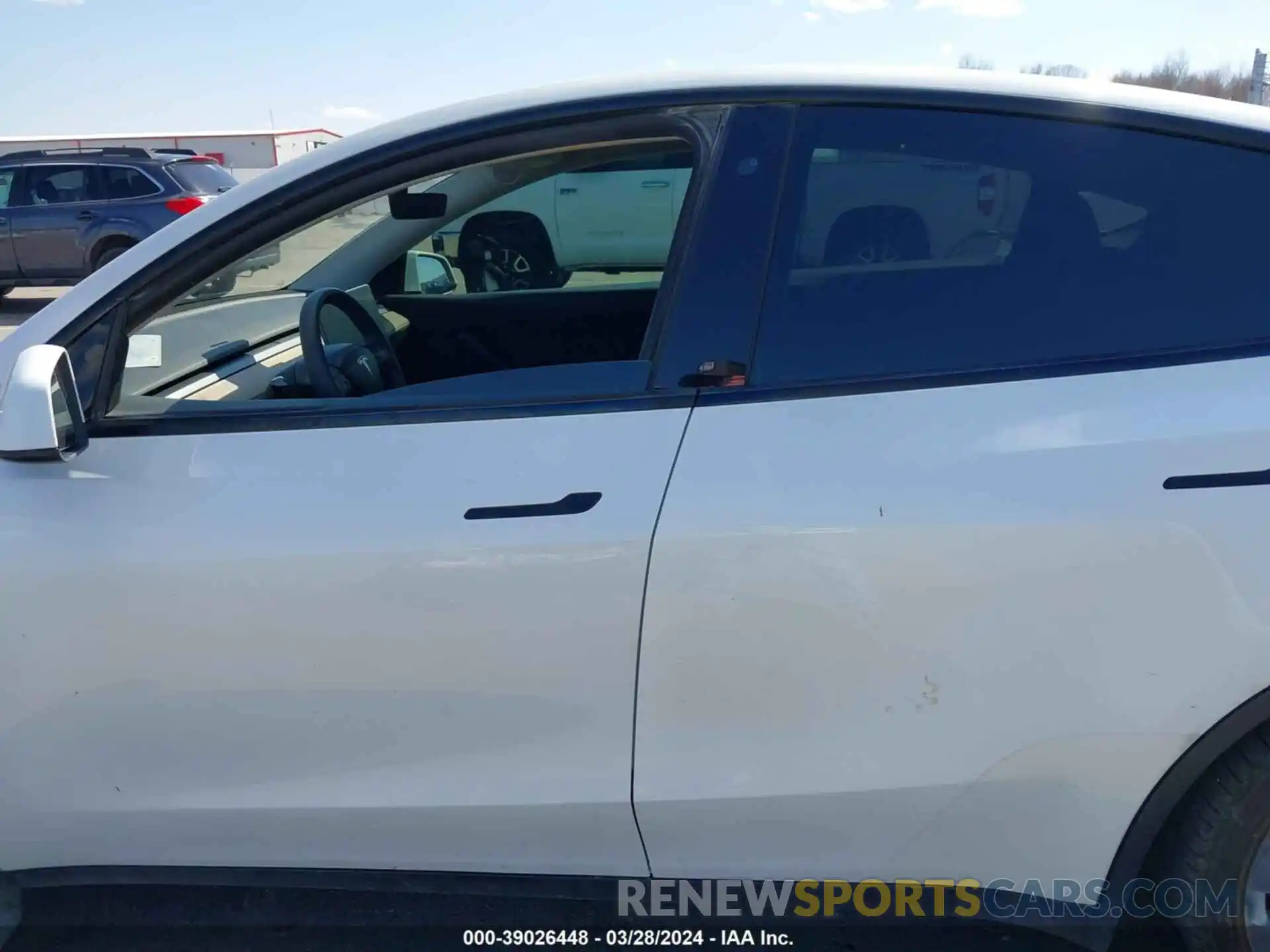 14 Photograph of a damaged car 5YJYGDEF0LF011931 TESLA MODEL Y 2020