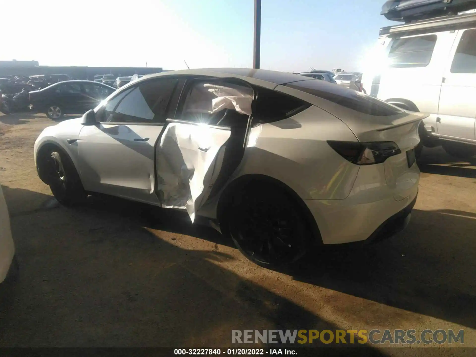 3 Photograph of a damaged car 5YJYGDEF0LF023884 TESLA MODEL Y 2020