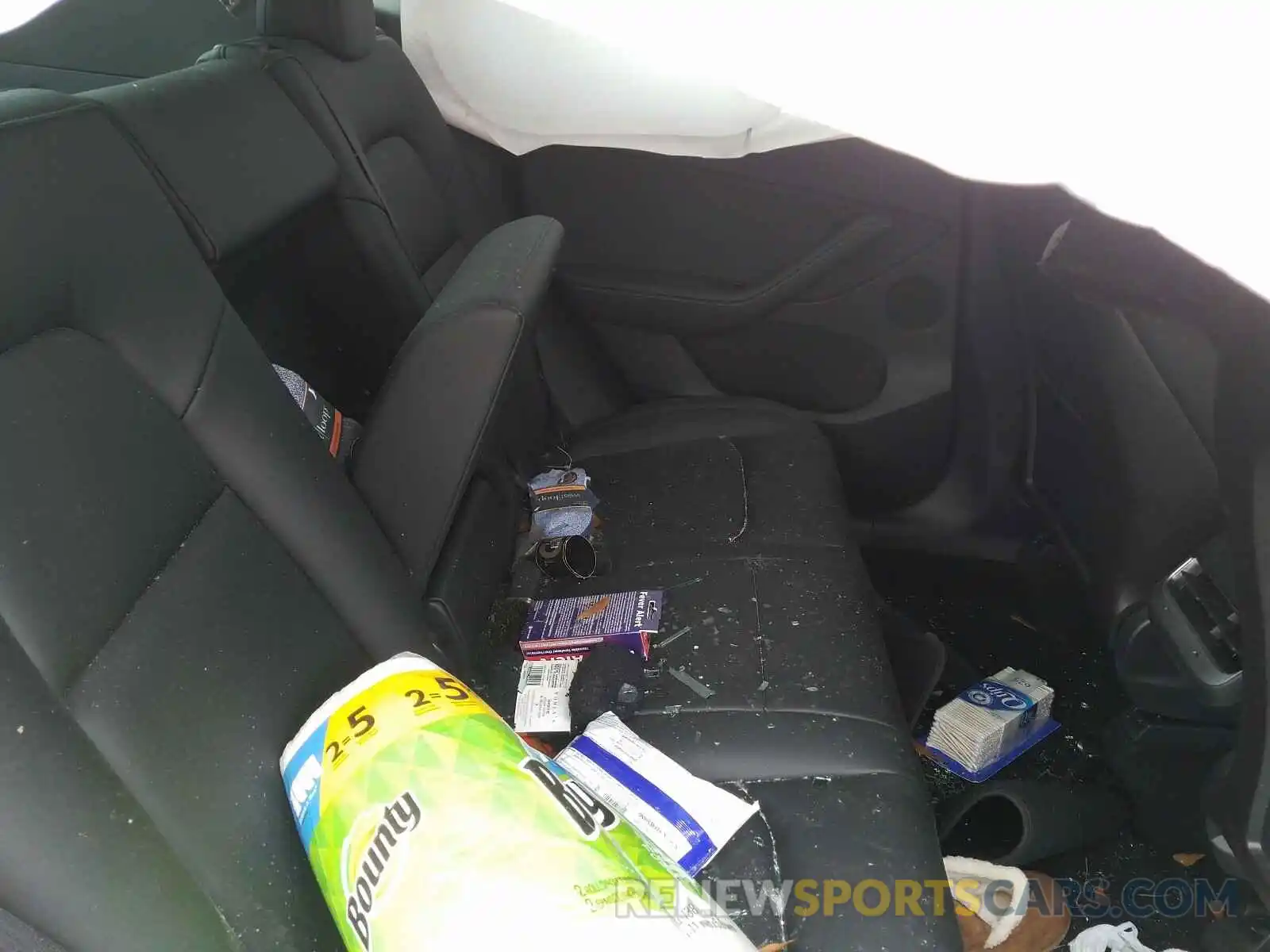 6 Photograph of a damaged car 5YJYGDEF0LF027952 TESLA MODEL Y 2020