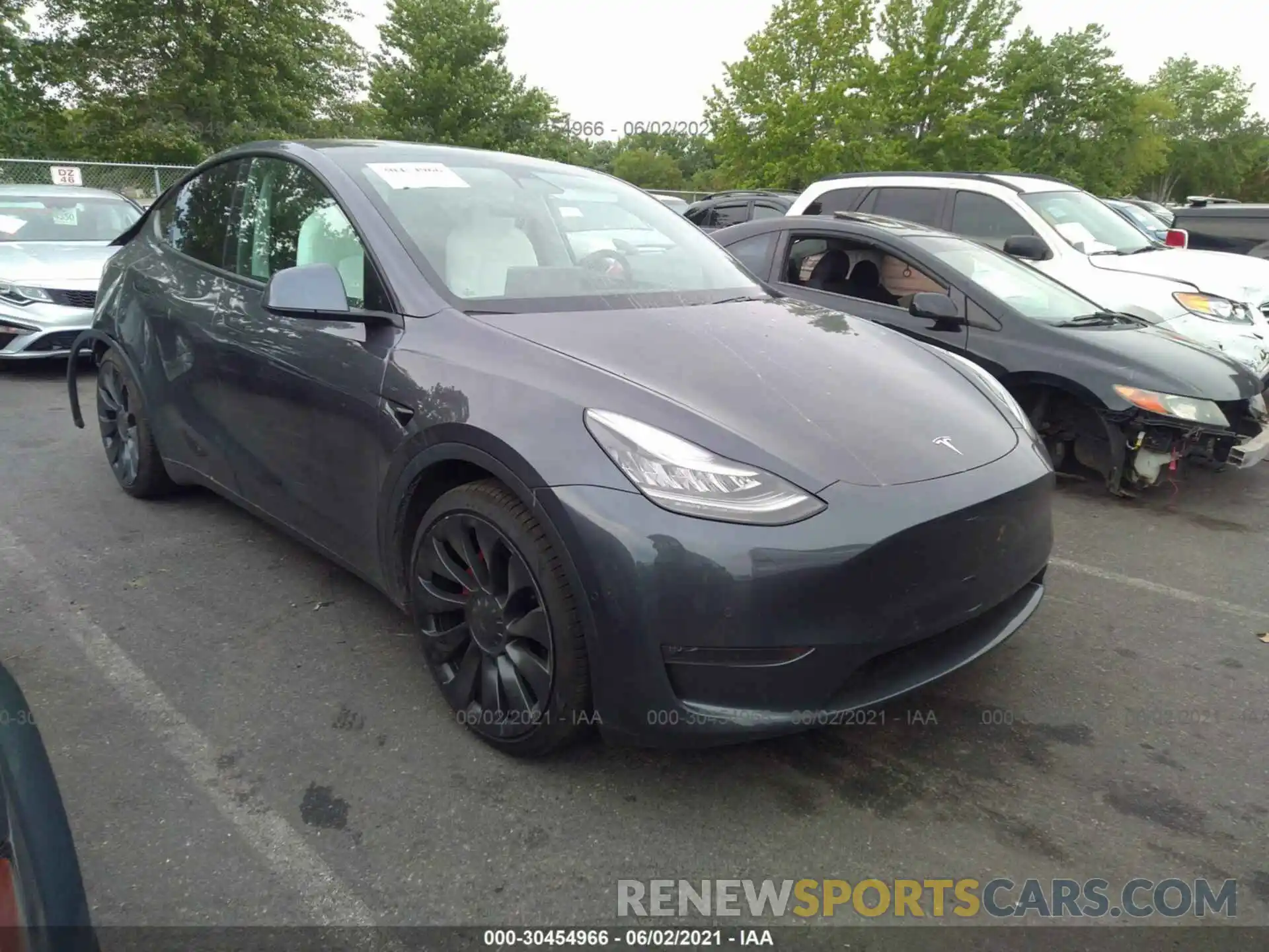 1 Photograph of a damaged car 5YJYGDEF0LF046856 TESLA MODEL Y 2020