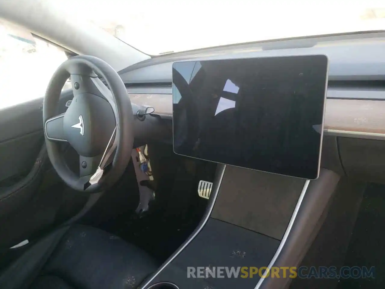 9 Photograph of a damaged car 5YJYGDEF1LF022713 TESLA MODEL Y 2020