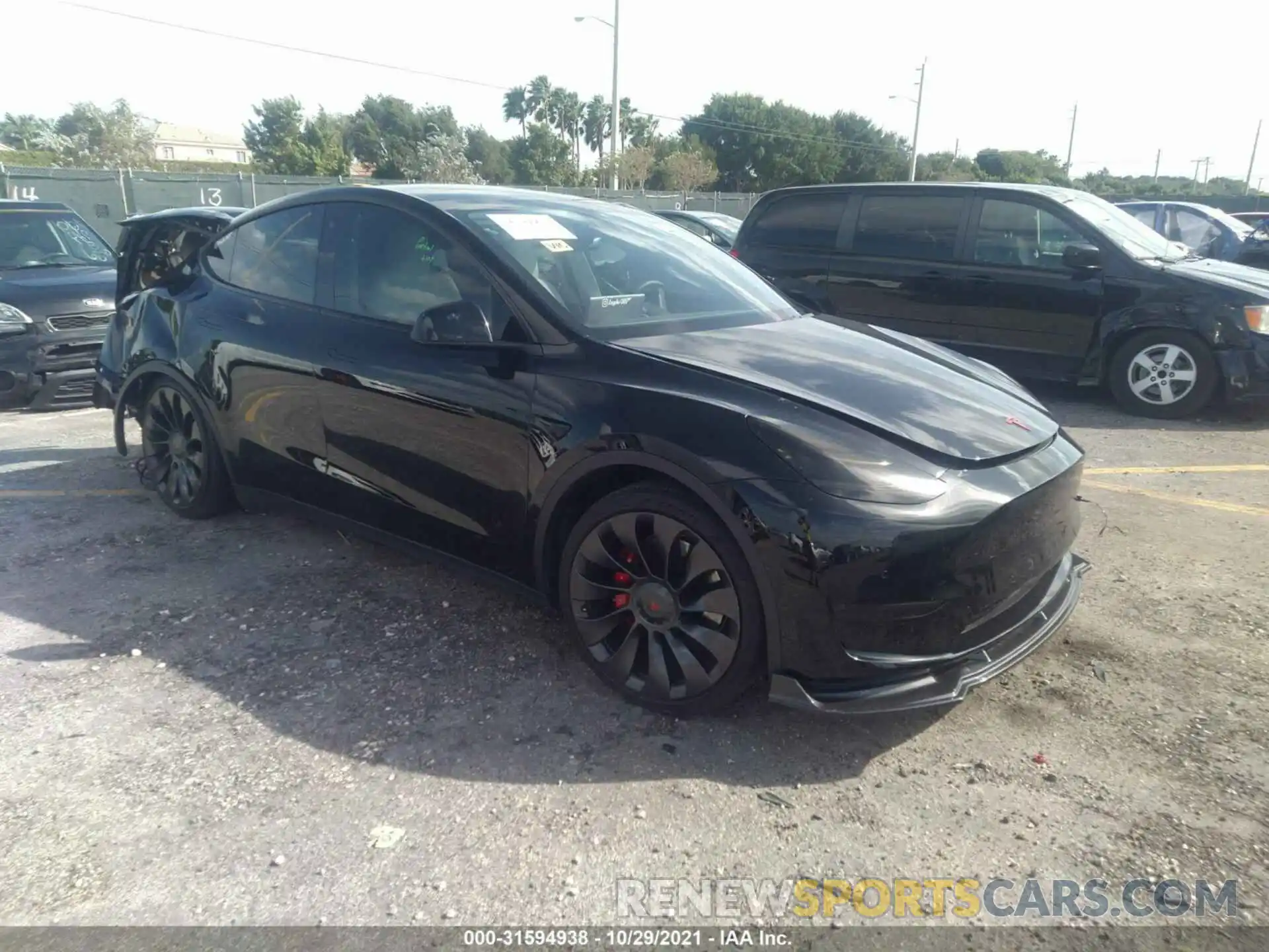 1 Photograph of a damaged car 5YJYGDEF1LF028091 TESLA MODEL Y 2020