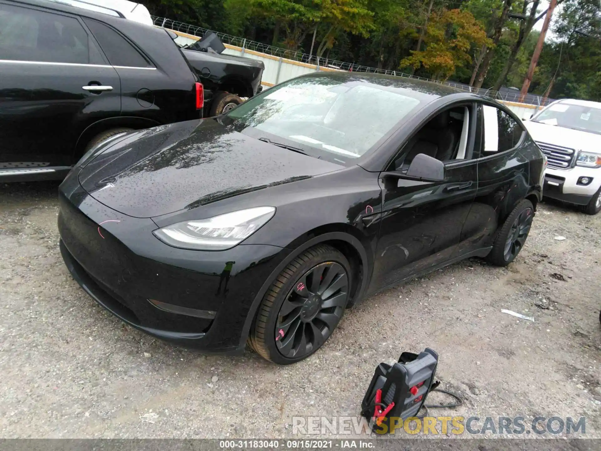 2 Photograph of a damaged car 5YJYGDEF1LF038443 TESLA MODEL Y 2020