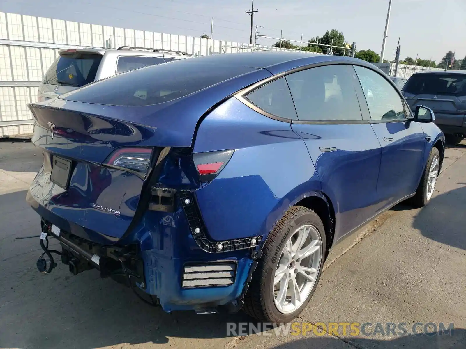 4 Photograph of a damaged car 5YJYGDEF1LF039057 TESLA MODEL Y 2020