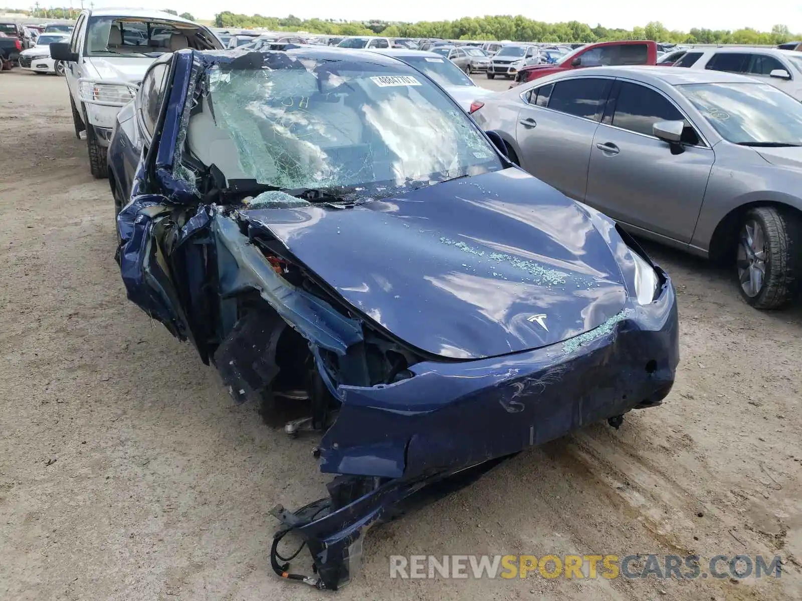 1 Photograph of a damaged car 5YJYGDEF1LF049622 TESLA MODEL Y 2020