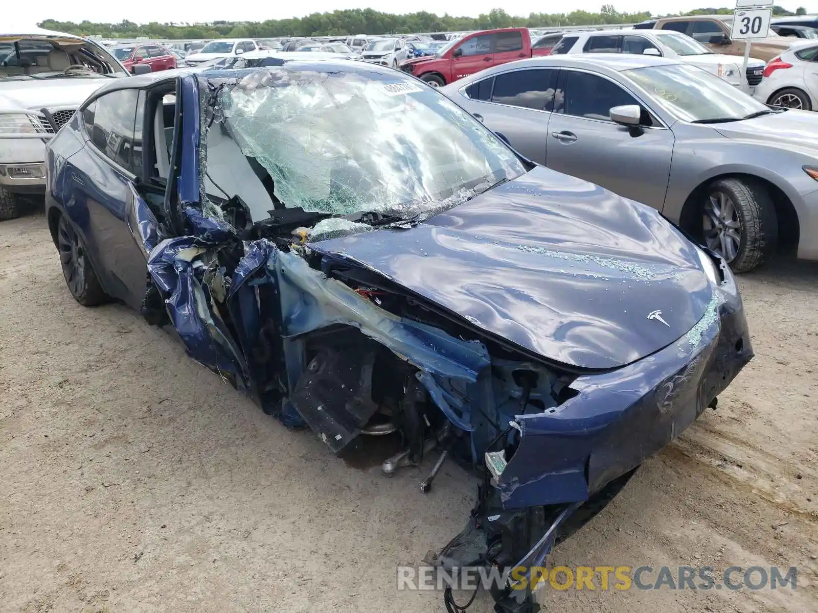 9 Photograph of a damaged car 5YJYGDEF1LF049622 TESLA MODEL Y 2020