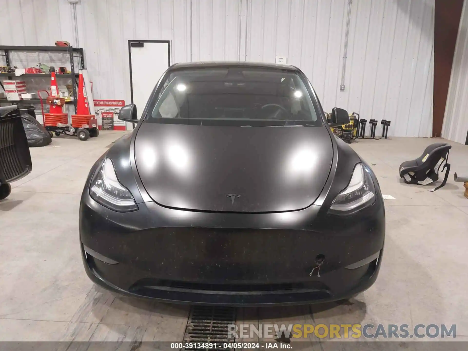 12 Photograph of a damaged car 5YJYGDEF1LF051709 TESLA MODEL Y 2020