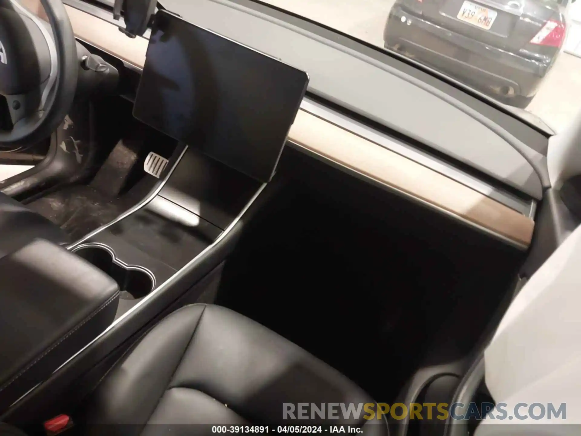 5 Photograph of a damaged car 5YJYGDEF1LF051709 TESLA MODEL Y 2020