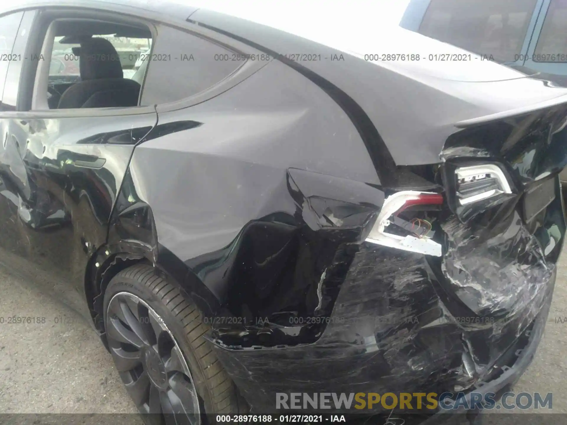 6 Photograph of a damaged car 5YJYGDEF2LF012191 TESLA MODEL Y 2020