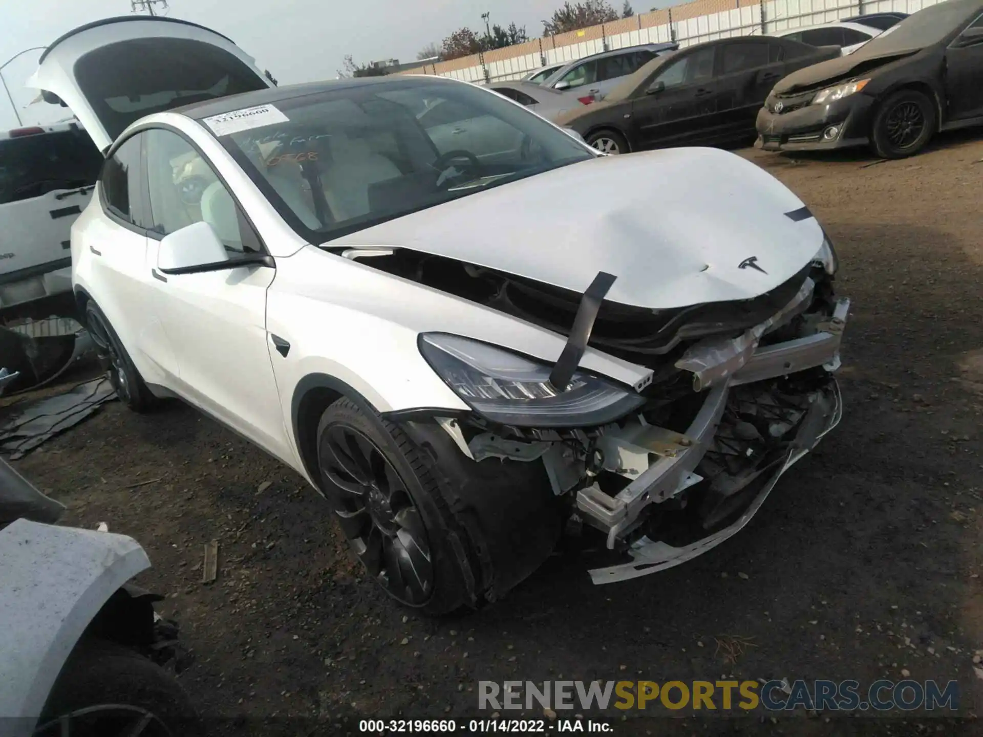 1 Photograph of a damaged car 5YJYGDEF2LF021831 TESLA MODEL Y 2020